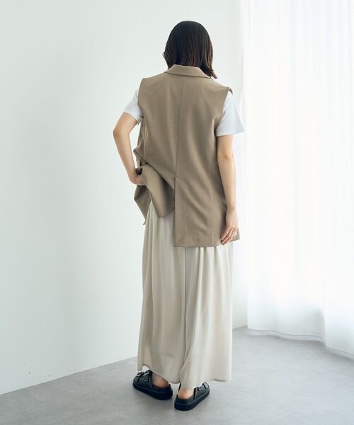 YECCA VECCA（イェッカヴェッカ）の「シルキータックワイドパンツ（その他パンツ・レディース・ライトベージュ/ブルー/チャコールグレー/グリーン系その他3・FREE）」の16枚目の写真