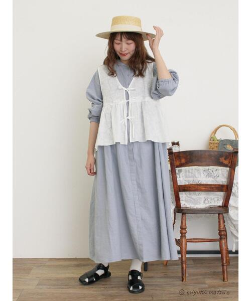 Samansa Mos2（サマンサ モスモス）の「【miyuki matsuo×Samansa Mos2】刺繍ベスト（ベスト・レディース・ブラック/グレー/オフホワイト・F）」の4枚目の写真