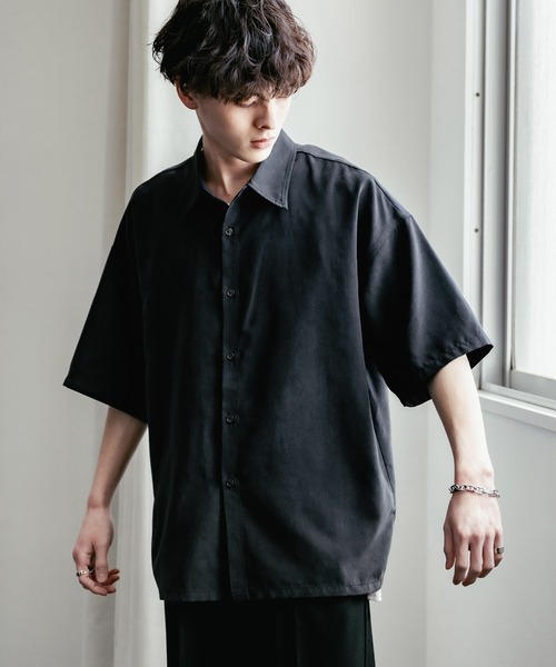 Rocky Monroe(ロッキーモンロー)の「オーバーサイズピーチ起毛レギュラーカラー半袖シャツ(シャツ/ブラウス・メンズ・ネイビー/ダークブルー/ホワイト/チャコールグレー/ブラック・M/L/XL)」の10枚目の写真