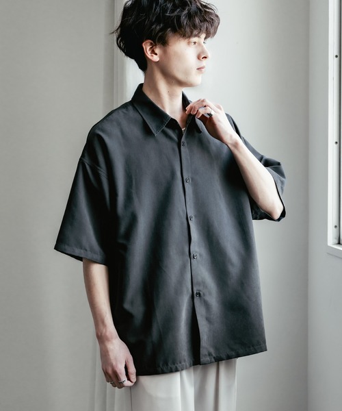 Rocky Monroe(ロッキーモンロー)の「オーバーサイズピーチ起毛レギュラーカラー半袖シャツ(シャツ/ブラウス・メンズ・ネイビー/ダークブルー/ホワイト/チャコールグレー/ブラック・M/L/XL)」の15枚目の写真
