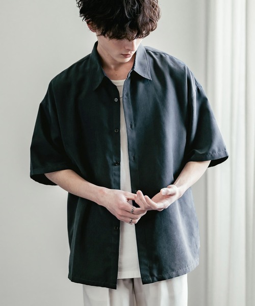 Rocky Monroe(ロッキーモンロー)の「オーバーサイズピーチ起毛レギュラーカラー半袖シャツ(シャツ/ブラウス・メンズ・ネイビー/ダークブルー/ホワイト/チャコールグレー/ブラック・M/L/XL)」の17枚目の写真