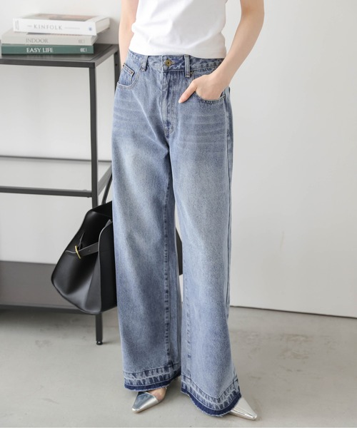 AMELY(エミリー)の「ストレートデニムパンツ(デニムパンツ・レディース・ライトブルー/ブラック系その他/ブルー・M/L/S)」の17枚目の写真