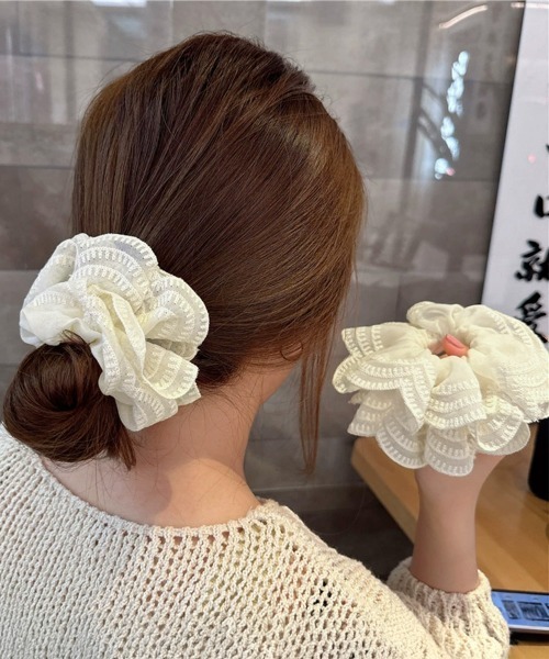 セール】ボリュームレースシュシュ 韓国風ヘアゴム（シュシュ