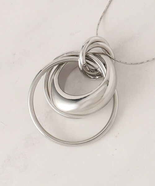 SHOO・LA・RUE（シューラルー）の「ボリュームワントップネックレス（ネックレス・レディース・ピンクゴールド/ゴールド/シルバー・00）」の8枚目の写真