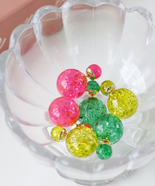 Three Four Time(スリーフォータイム)の「クラッシュカラーボールキャッチピアス(ピアス(両耳用)・レディース・グリーン/ピンク/イエロー・FREE)」の2枚目の写真