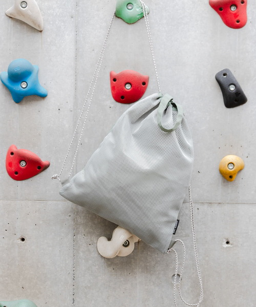 EKAL（エカル）の「TINY GARDEN PRODUCTS　2WAYメッシュアクティブサック（バックパック/リュック・レディース・グリーン系その他/グレー・ONE）」の9枚目の写真