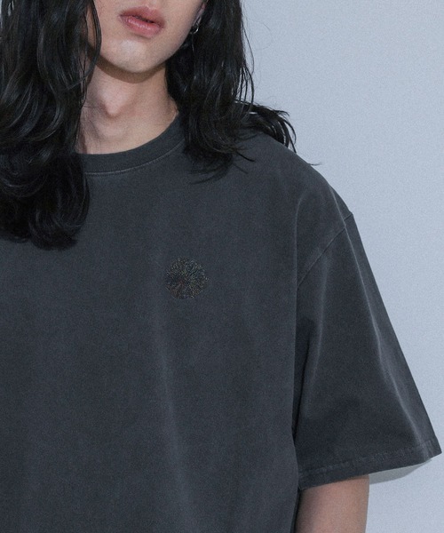 MDR(エムディアール)の「ワンポイントフラワー刺繍半袖Tシャツ(Tシャツ/カットソー・メンズ・ブラック/レッド/アイボリー・L/M)」の20枚目の写真
