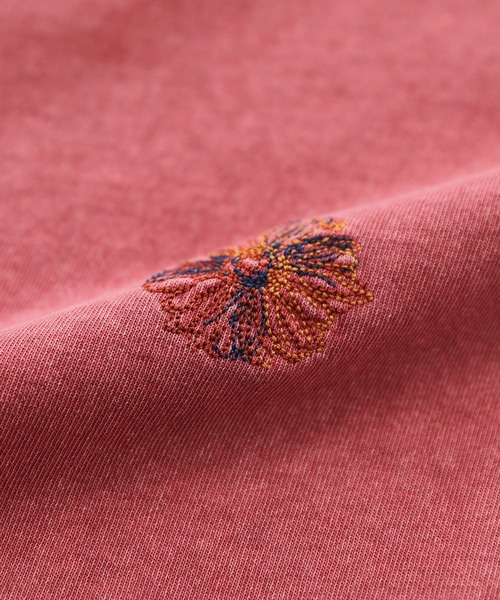 MONCLER 2025春夏新作 フラワービーズ刺しゅう入り 半袖Tシャツ FREAK'S STORE｜花柄 カットワーク 刺繍 ルーズ 半袖 Tシャツ