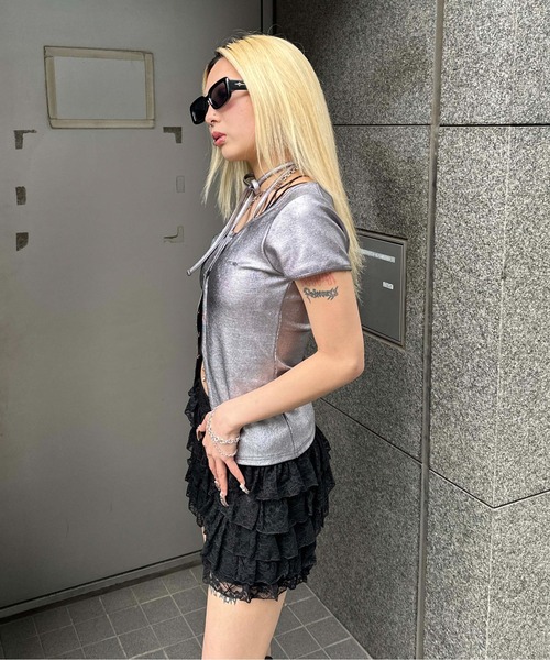 sedacle girl(セダクルガール)の「フロントホック箔リブトップス(Tシャツ/カットソー・レディース・シルバー×ブルー/シルバー・MEDIUM/SMALL)」の6枚目の写真