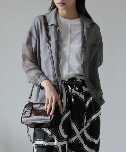 Ulysses（ユリシス）の「チェーンショルダーミニバッグ（ショルダーバッグ・レディース・ブラウン/ダークブラウン/ホワイト/ブラック・F）」の12枚目の写真