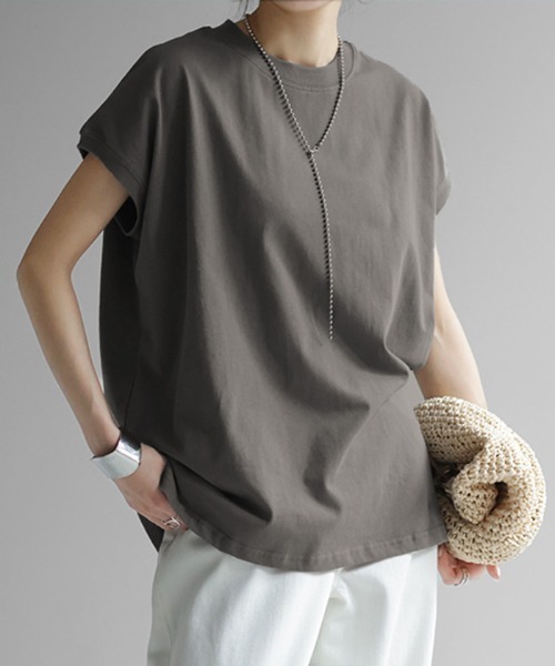 HUG.U(ハグユー)の「しっかり綿100% ヘビーオンス モックネックTシャツ(Tシャツ/カットソー・レディース・ナチュラル/ブラック/ライトオリーブ/ホワイト/ダークグレー/マスタード・L/M)」の4枚目の写真