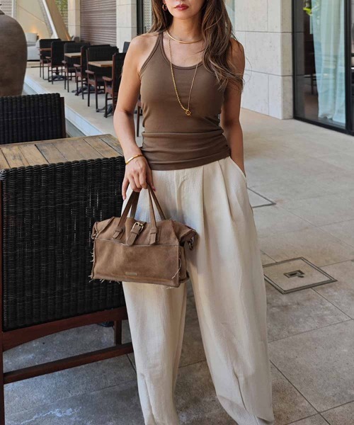 esutoreja（エストレジャ）の「ユーネックリブタンクトップ（タンクトップ・レディース・ブラック/ブラウン/ホワイト・FREE）」の13枚目の写真