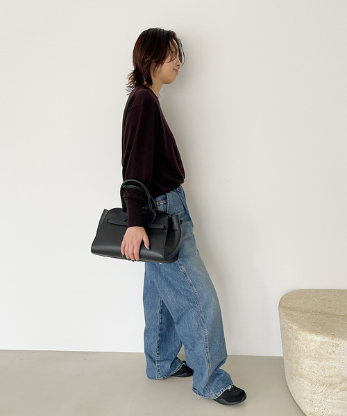 LE TALON(ルタロン)の「Lドローコードスニーカー(スニーカー・レディース・ブラック×ブラック/アイボリー・22cm/22.5cm/23cm/23.5cm/24cm/24.5cm/25cm)」の4枚目の写真