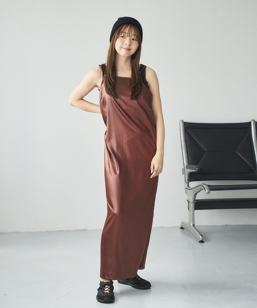 LE TALON(ルタロン)の「Lドローコードスニーカー(スニーカー・レディース・ブラック×ブラック/アイボリー・22cm/22.5cm/23cm/23.5cm/24cm/24.5cm/25cm)」の6枚目の写真