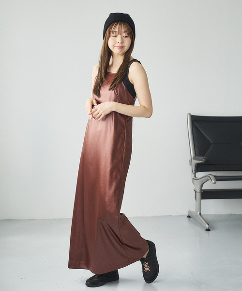 LE TALON(ルタロン)の「Lドローコードスニーカー(スニーカー・レディース・ブラック×ブラック/アイボリー・22cm/22.5cm/23cm/23.5cm/24cm/24.5cm/25cm)」の7枚目の写真