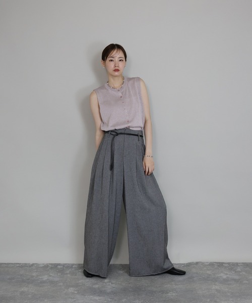 J by blue(ジェイバイブルー)の「レザーベルト付きワイドパンツ(その他パンツ・レディース・グレー/ブラック/ベージュ・MEDIUM)」の18枚目の写真