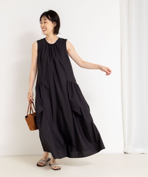 NOLLEY’S(ノーリーズ)の「ノースリーブタックワンピース(ワンピース・レディース・ブラック/ライトブルー/チャコールグレー・38)」の12枚目の写真