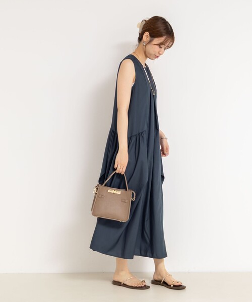 NOLLEY’S(ノーリーズ)の「ノースリーブタックワンピース(ワンピース・レディース・ブラック/ライトブルー/チャコールグレー・38)」の17枚目の写真
