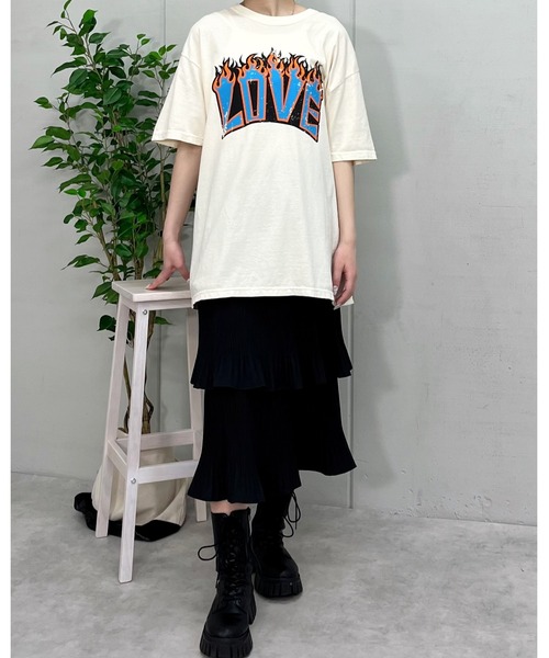 MODISH GAZE(モディシュガゼ)の「【MODISH GAZE】LOVEロゴプリント ピグメント加工 ビッグシルエットTシャツ(Tシャツ/カットソー・メンズ・アイボリー/ネイビー/スミクロ・FREE)」の19枚目の写真