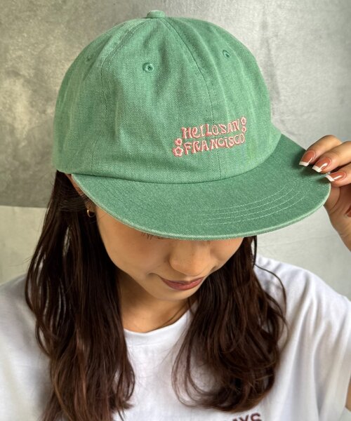 HELLO.SANFRANCISCO（ハローサンフランシスコ）の「【HELLO.SANFRANCISCO/ハローサンフランシスコ】レースリボン刺繍ロゴカラーCAP（キャップ・レディース・ピンク/グリーン/イエロー/ネイビー・ONE SIZE）」の2枚目の写真