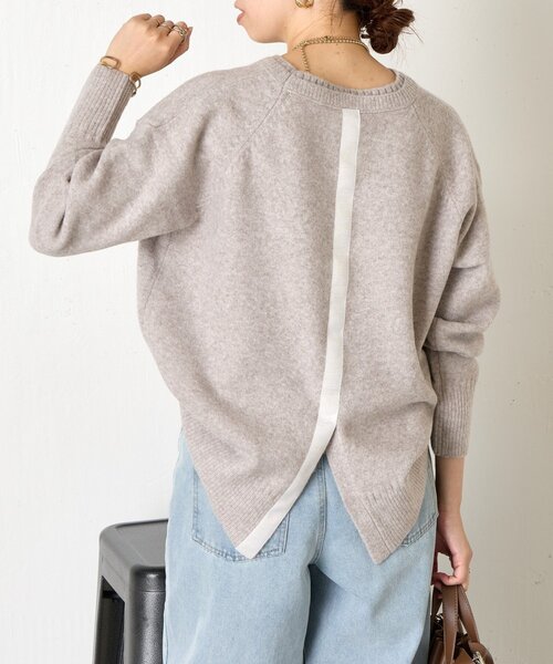 Jena espace merveilleux（ジェナ　エスパスメルヴェイユ）の「バックテープラメニット（ニット/セーター・レディース・チャコールグレー/ベージュ/グリーン・FREE）」の3枚目の写真