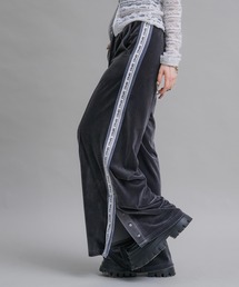 17HR | 【ユニセックス】ベロアトラックパンツ(セットアップ可)(その他パンツ)