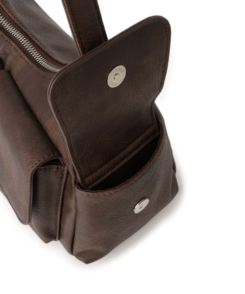 VIS（ビス）の「【2WAY】ビンテージ合皮クアトロポケットショルダーバッグ（ショルダーバッグ・レディース・ブラック/ブラウン系その他2・FREE）」の14枚目の写真