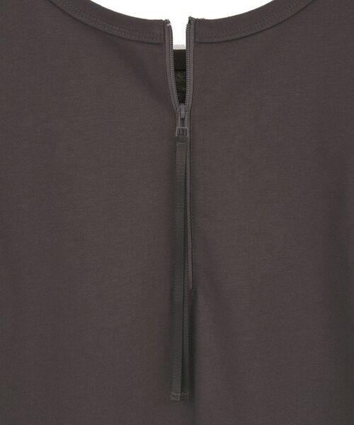 ELENCARE DUE（エレンカーレデュエ）の「・ELENCARE DUE バックZIPハイブリットT（Tシャツ/カットソー・レディース・ブラウン/ブラック/チャコールグレー/オフホワイト・FREE）」の9枚目の写真