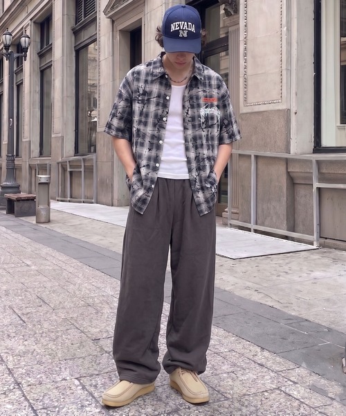 SPINNS(スピンズ)の「カラースウェットパンツ/2タック/ボリュームワイドシルエット/ユニセックス(スウェットパンツ・メンズ・ピンク/チャコール/杢グレー/アッシュグレー/ブラック・L/M/S)」の11枚目の写真