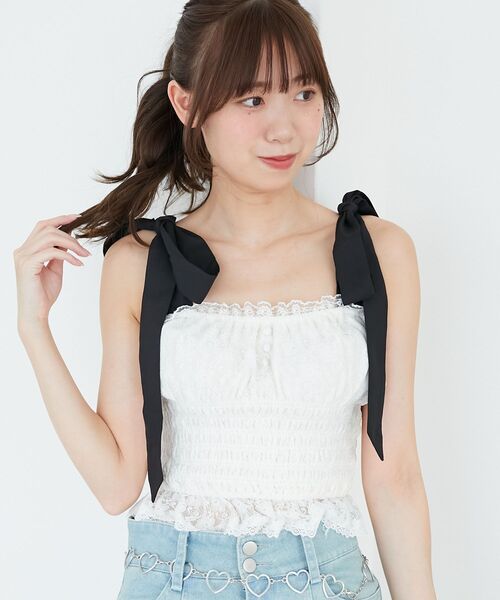 MAJESTIC LEGON（マジェスティックレゴン）の「配色肩リボンビスチェ（キャミソール・レディース・アイボリー/ベージュ系その他2/ブラック・MEDIUM）」の7枚目の写真