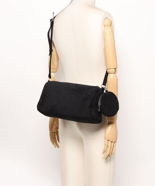 and it_（アンドイット）の「スエード横長ショルダーバッグ（ショルダーバッグ・レディース・ボルドー/キャメル/ダークブラウン/ブラック・FREE）」の8枚目の写真