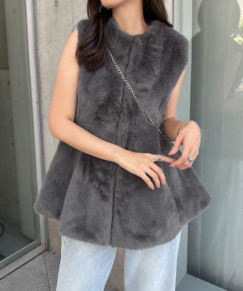 セール】ノーカラーペプラムファーベスト（ベスト）｜andme