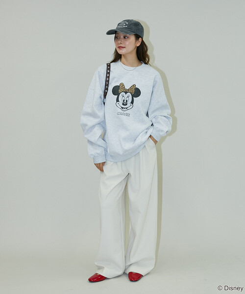 Disney（ディズニー）の「PUBLUX/パブリュクス 別注 MINNIE MOUSE GRAPHIC SWEAT/ミニーマウスプリントスウェット(限定展開)（スウェット・メンズ・レモンイエロー/サックスブルー/ライトグレー・SMALL/MEDIUM/LARGE）」の6枚目の写真
