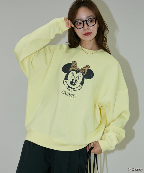 Disney（ディズニー）の「PUBLUX/パブリュクス 別注 MINNIE MOUSE GRAPHIC SWEAT/ミニーマウスプリントスウェット(限定展開)（スウェット・メンズ・レモンイエロー/サックスブルー/ライトグレー・SMALL/MEDIUM/LARGE）」の14枚目の写真