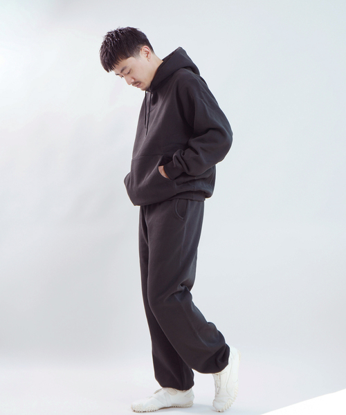 WISM(ウィズム)の「BASEMENT GEAR / ベースメントギア 15oz Garment Dye PO Hoodie(パーカー・メンズ・ブラウン/ネイビー/ブラック/ライトグレー/ブルー/ピンク・MEDIUM/LARGE/X-LARGE)」の14枚目の写真