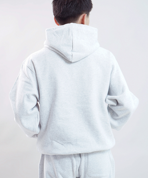 WISM(ウィズム)の「BASEMENT GEAR / ベースメントギア 15oz Garment Dye PO Hoodie(パーカー・メンズ・ブラウン/ネイビー/ブラック/ライトグレー/ブルー/ピンク・MEDIUM/LARGE/X-LARGE)」の18枚目の写真
