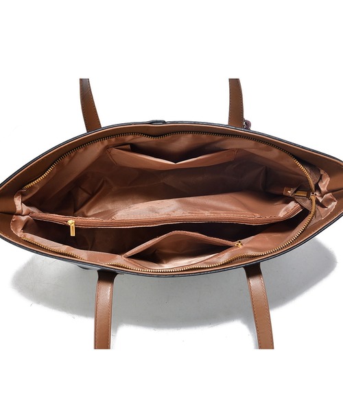 florist（フローリスト）の「【ポーチチャーム付・A4収納可】レザーライクバイカラートートバッグ/ビジネスバッグ（ビジネスバッグ・レディース・オフホワイト/ブラック/モカ/キャメル・FREE）」の7枚目の写真