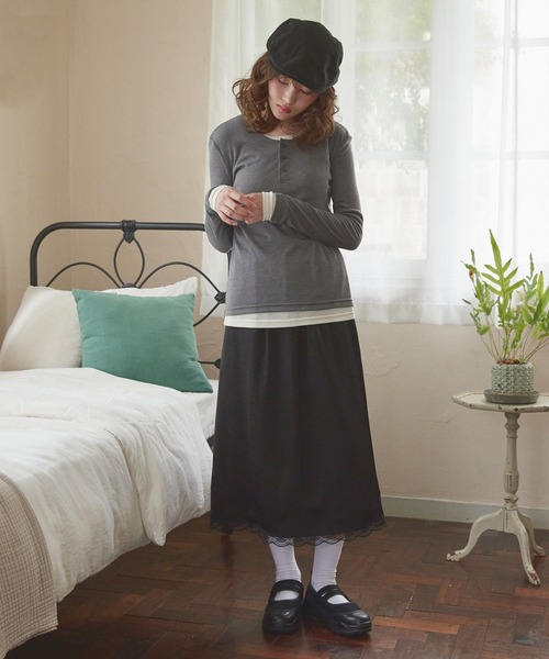 Unblend（アンブレンド）の「【Unblend】2ピースセット ヘンリーネック/クルーネック レイヤードロンT（Tシャツ/カットソー・レディース・ブラック/イエロー/ネイビー/チャコール・FREE）」の9枚目の写真