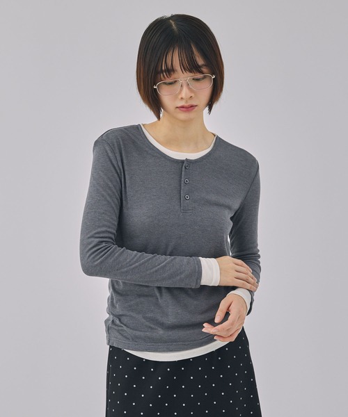 Unblend（アンブレンド）の「【Unblend】2ピースセット ヘンリーネック/クルーネック レイヤードロンT（Tシャツ/カットソー・レディース・ブラック/イエロー/ネイビー/チャコール・FREE）」の14枚目の写真