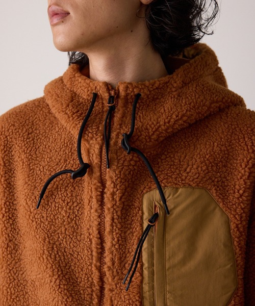 NANGA（ナンガ）の「NANGA/ナンガ BOA FLEECE FULL ZIP PARKA ハンドウォーマー ダブルジップボアブルゾン アジャスター（ブルゾン・メンズ・モカ/ブラック・S/M/L/XL）」の19枚目の写真