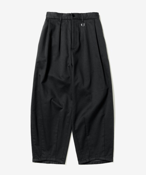 rehacer(レアセル)の「rehacer : Lanthanum Tuck Pants / ランタン タック パンツ(その他パンツ・メンズ・オリーブ/グレー/ブラック・LARGE/MEDIUM/SMALL)」の2枚目の写真