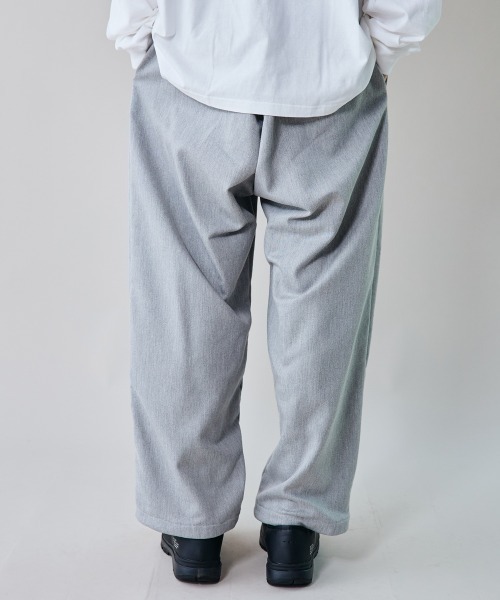 rehacer(レアセル)の「rehacer : Lanthanum Tuck Pants / ランタン タック パンツ(その他パンツ・メンズ・オリーブ/グレー/ブラック・LARGE/MEDIUM/SMALL)」の6枚目の写真