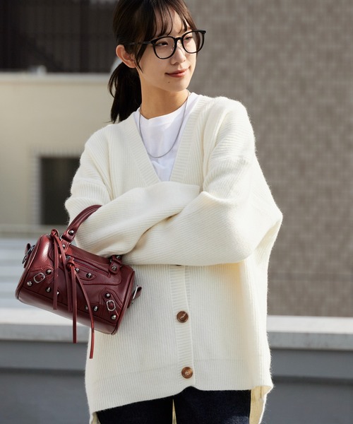 AO2（アオズ）の「Wool Knit V-Neck Cardigan / ウール ニット Vネック カーディガン（カーディガン/ボレロ・レディース・チャコール/ホワイト/ブラウン/ブラック・FREE）」の2枚目の写真