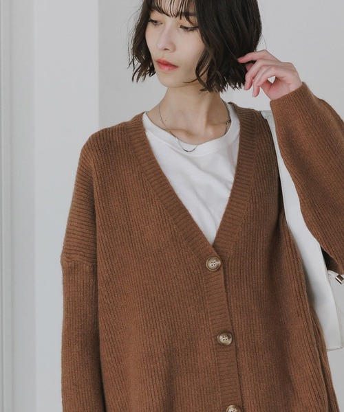 AO2（アオズ）の「Wool Knit V-Neck Cardigan / ウール ニット Vネック カーディガン（カーディガン/ボレロ・レディース・チャコール/ホワイト/ブラウン/ブラック・FREE）」の6枚目の写真