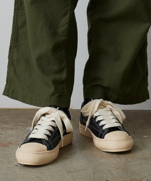 Maison MIHARA YASUHIRO（メゾンミハラヤスヒロ）の「General Scale. Maison MIHARA YASUHIRO /ジェネラルスケール メゾンミハラヤスヒロ TRENT/Leather Low-Top Sneakers キャンバス スニーカー（スニーカー・メンズ・ブラック/ホワイト・43/36/37/38/40/41/42/44）」の12枚目の写真