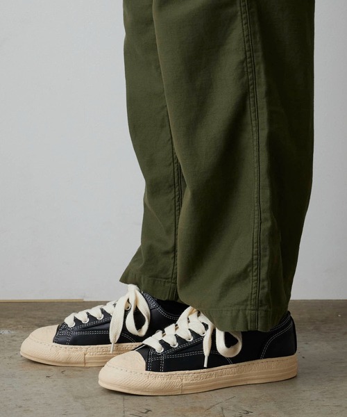 Maison MIHARA YASUHIRO（メゾンミハラヤスヒロ）の「General Scale. Maison MIHARA YASUHIRO /ジェネラルスケール メゾンミハラヤスヒロ TRENT/Leather Low-Top Sneakers キャンバス スニーカー（スニーカー・メンズ・ブラック/ホワイト・43/36/37/38/40/41/42/44）」の8枚目の写真