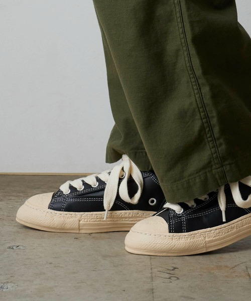 Maison MIHARA YASUHIRO（メゾンミハラヤスヒロ）の「General Scale. Maison MIHARA YASUHIRO /ジェネラルスケール メゾンミハラヤスヒロ TRENT/Leather Low-Top Sneakers キャンバス スニーカー（スニーカー・メンズ・ブラック/ホワイト・43/36/37/38/40/41/42/44）」の16枚目の写真