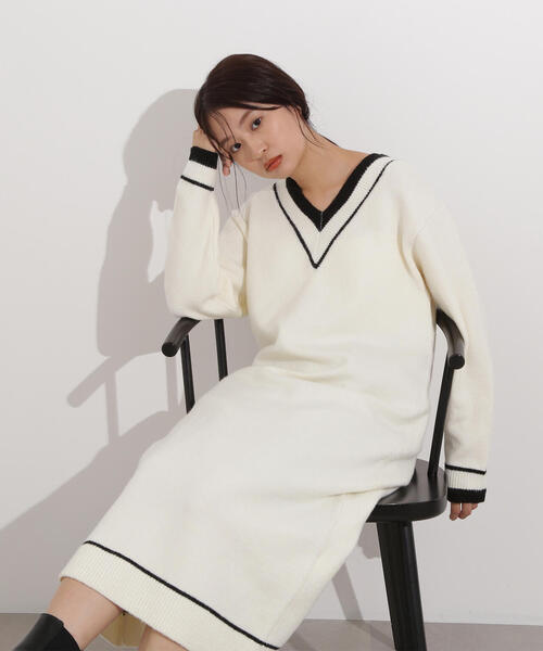 N.(N. Natural Beauty Basic)(エヌエヌナチュラルビューティーベーシック)の「チルデンマキシワンピース(ワンピース・レディース・オフホワイト/チャコールグレー・MEDIUM)」の3枚目の写真