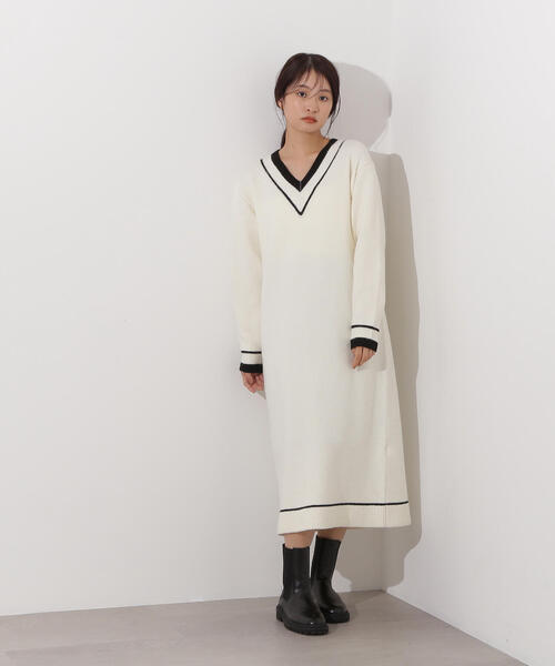 N.(N. Natural Beauty Basic)(エヌエヌナチュラルビューティーベーシック)の「チルデンマキシワンピース(ワンピース・レディース・オフホワイト/チャコールグレー・MEDIUM)」の5枚目の写真