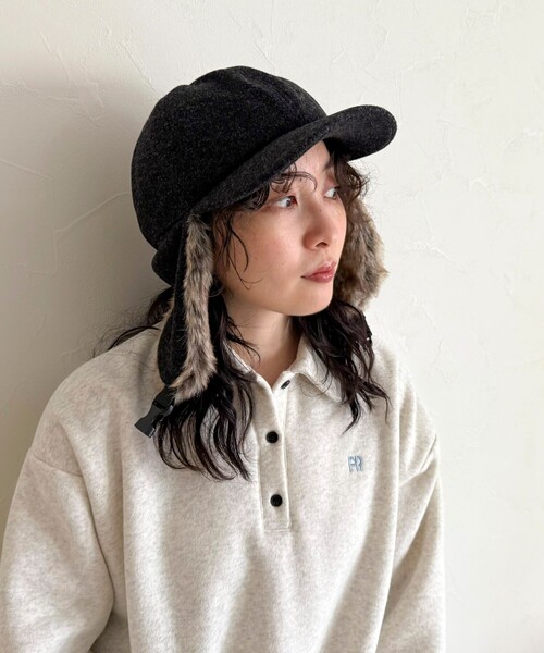 fredy emue（フレディエミュ）の「ファーツイードフライトキャップ（キャップ・レディース・ブラック/ブラウン・FREE）」の6枚目の写真